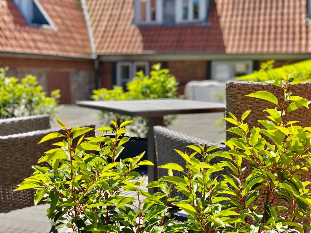 Schoene Ferienwohnungen Teilweise Mit Dachterrasse Im Herzen Von Itzehoe Exteriör bild