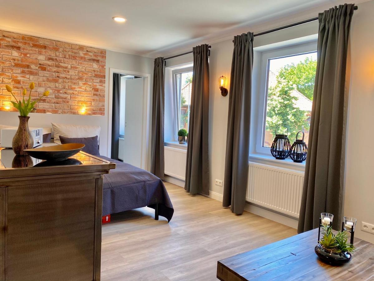 Schoene Ferienwohnungen Teilweise Mit Dachterrasse Im Herzen Von Itzehoe Exteriör bild