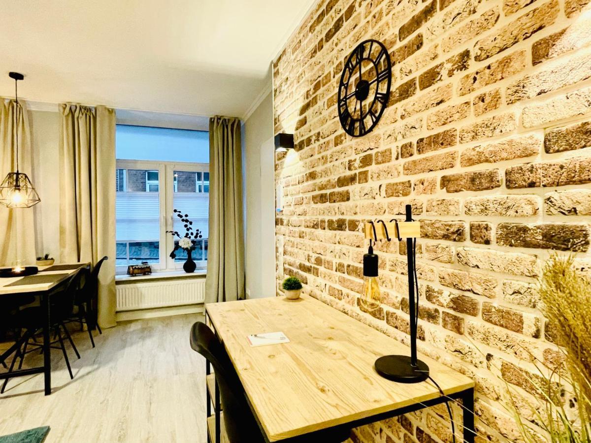 Schoene Ferienwohnungen Teilweise Mit Dachterrasse Im Herzen Von Itzehoe Exteriör bild