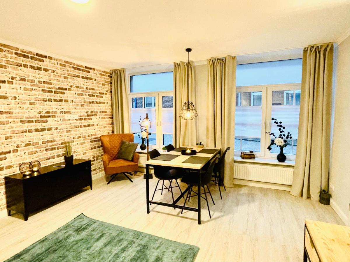 Schoene Ferienwohnungen Teilweise Mit Dachterrasse Im Herzen Von Itzehoe Exteriör bild