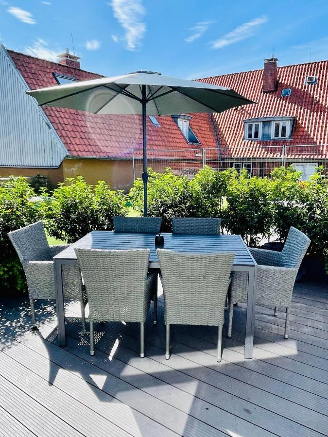 Schoene Ferienwohnungen Teilweise Mit Dachterrasse Im Herzen Von Itzehoe Exteriör bild